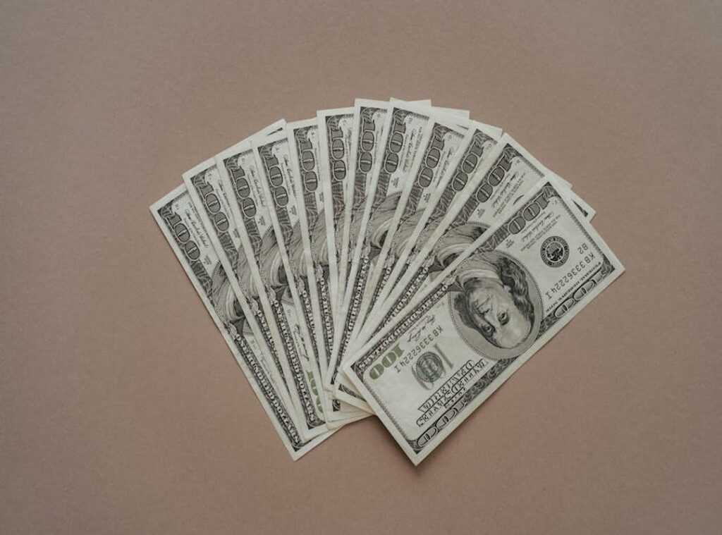 Money Disbusinessfied